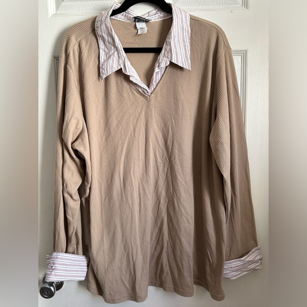 Venezia vintage long sleeve collared sweater